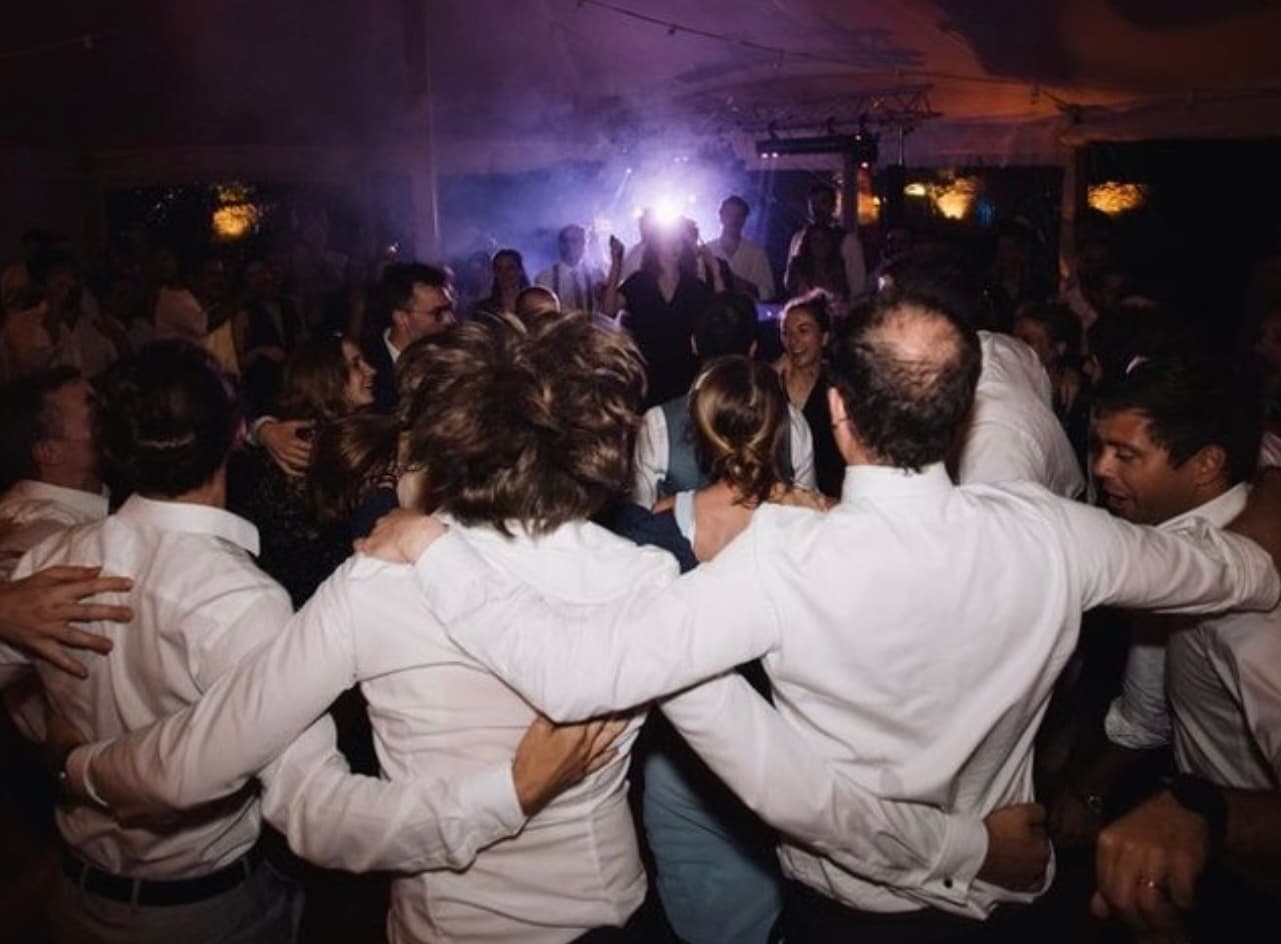 Cercle de danse — ambiance soirée