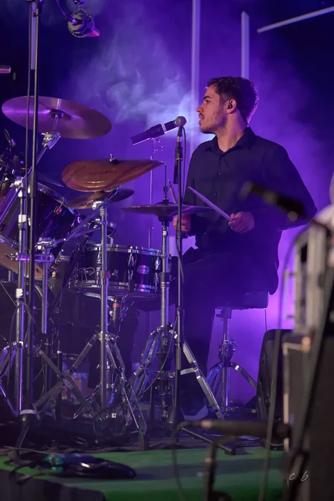 Batteur au Festival Blues des Deux Rivières à Belle-Isle-en-Terre