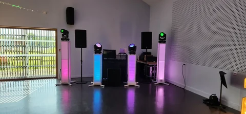 Installation DJ, sonorisation et éclairage pour un anniversaire à Pléguien